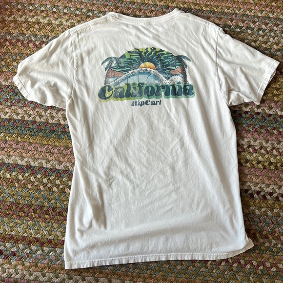 Ripcurl T-shirt - Picture 2 of 4